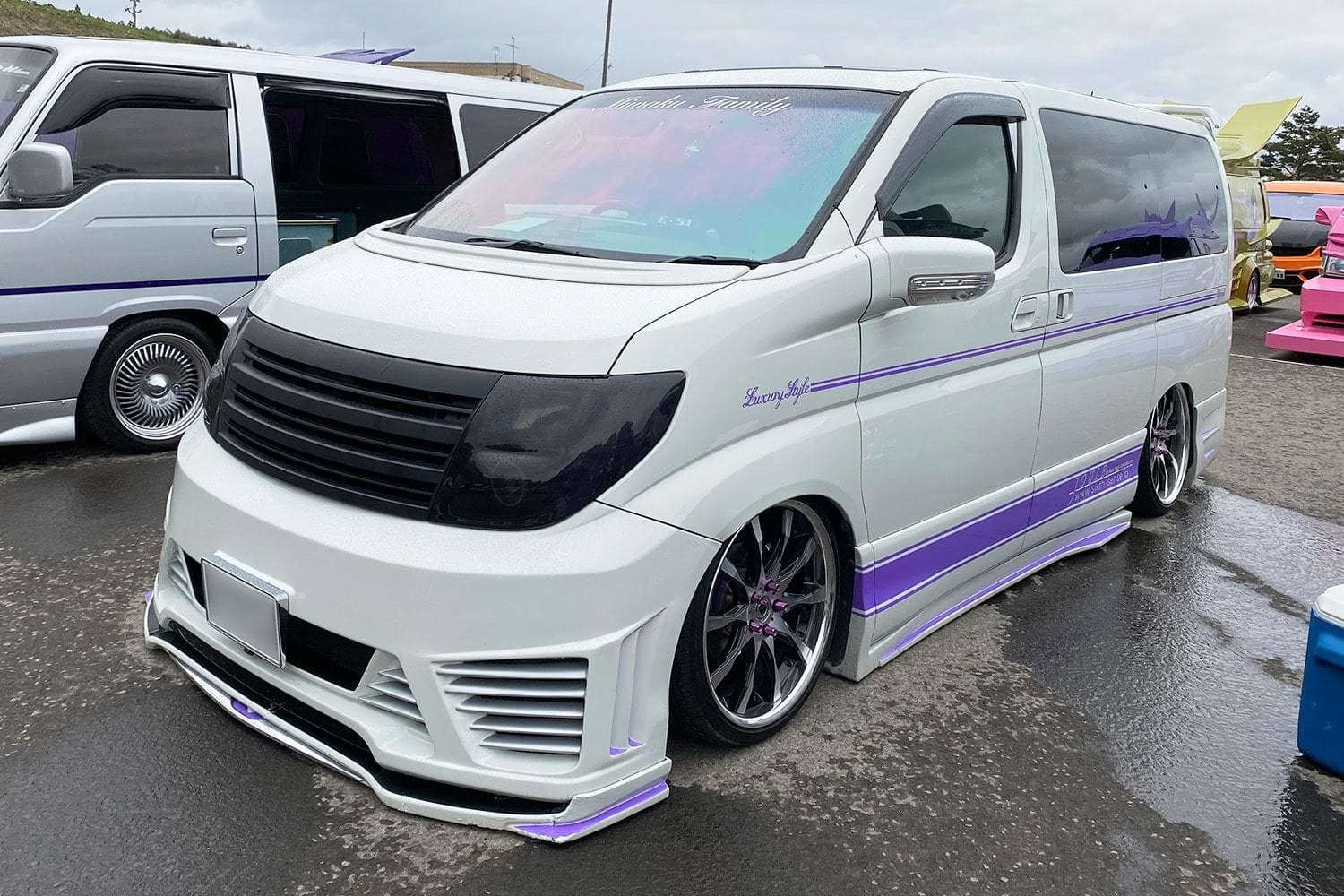 FUNKY CUSTOM CAR SHOW