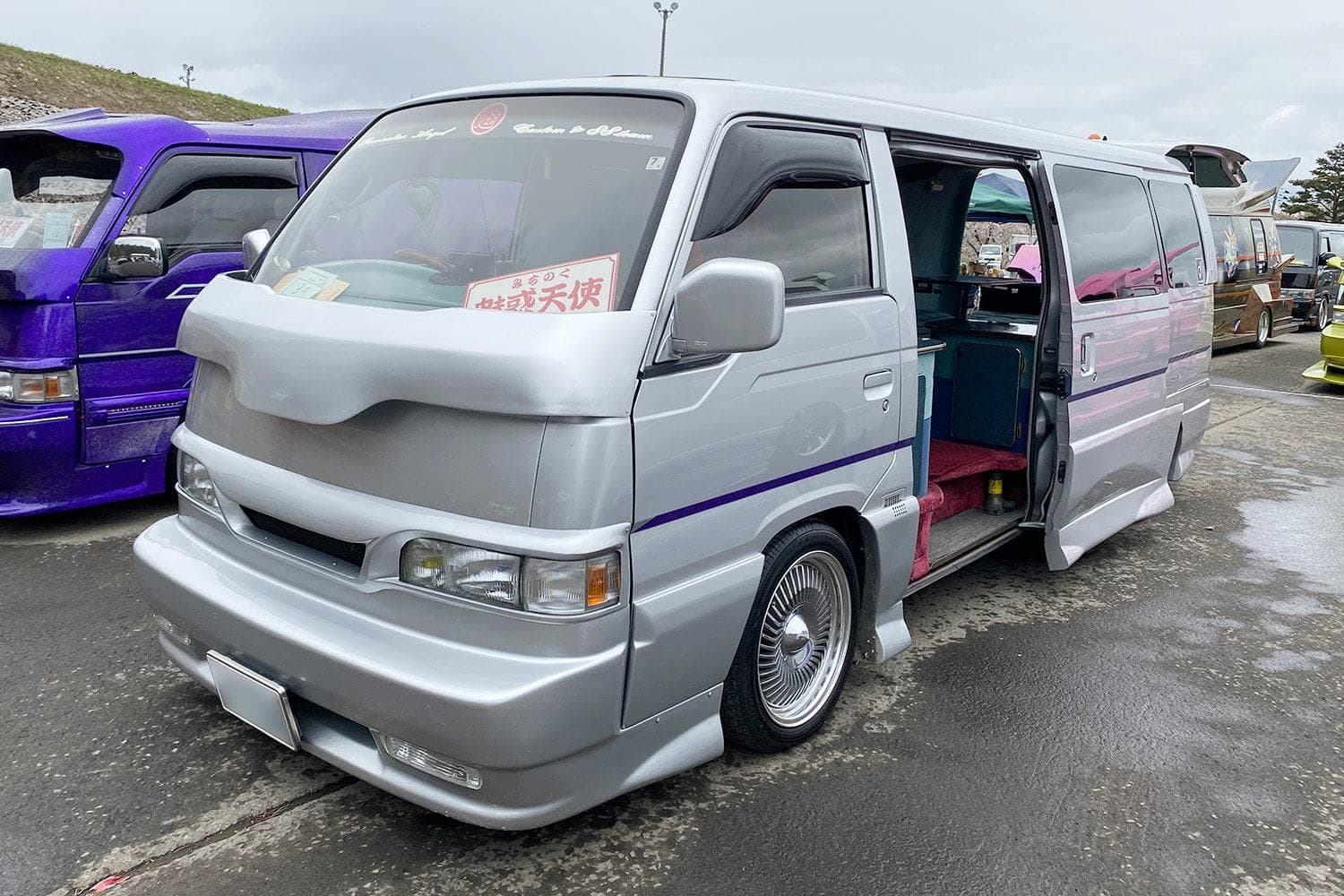 FUNKY CUSTOM CAR SHOW