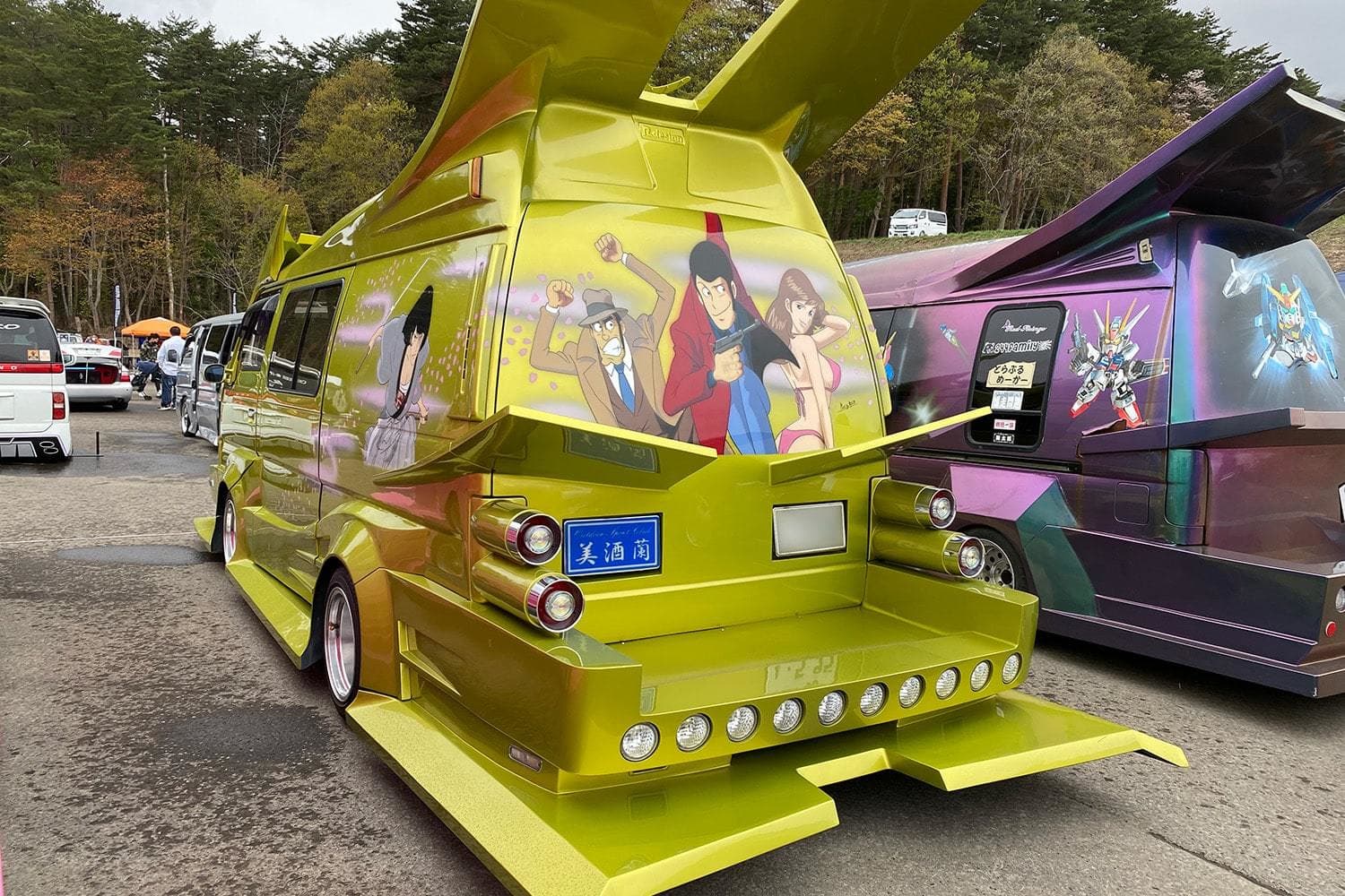FUNKY CUSTOM CAR SHOW