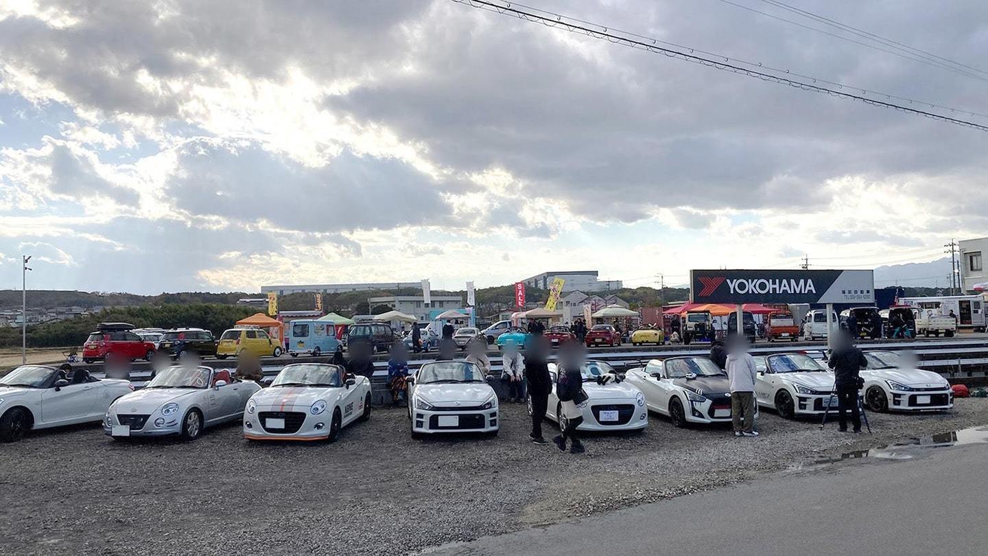 ガレージマルシェ