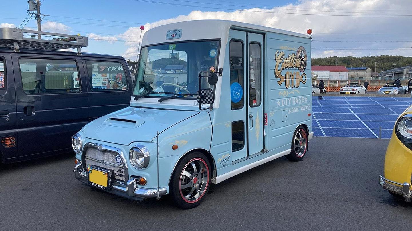 ガレージマルシェ