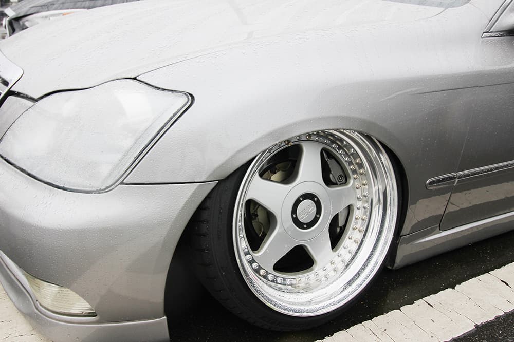 +81LIKE Hellaflush 2019