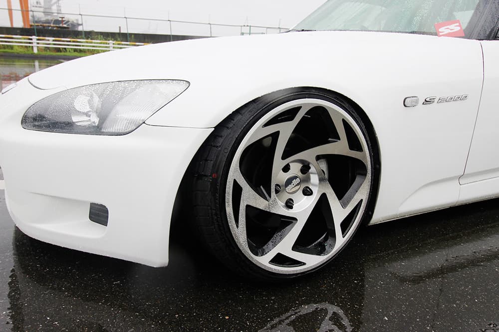 +81LIKE Hellaflush 2019