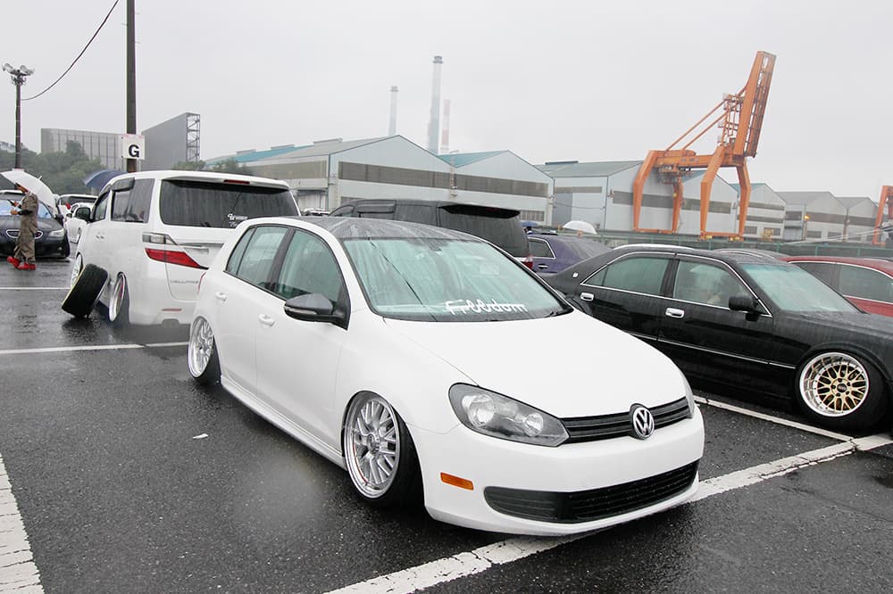 +81LIKE Hellaflush 2019